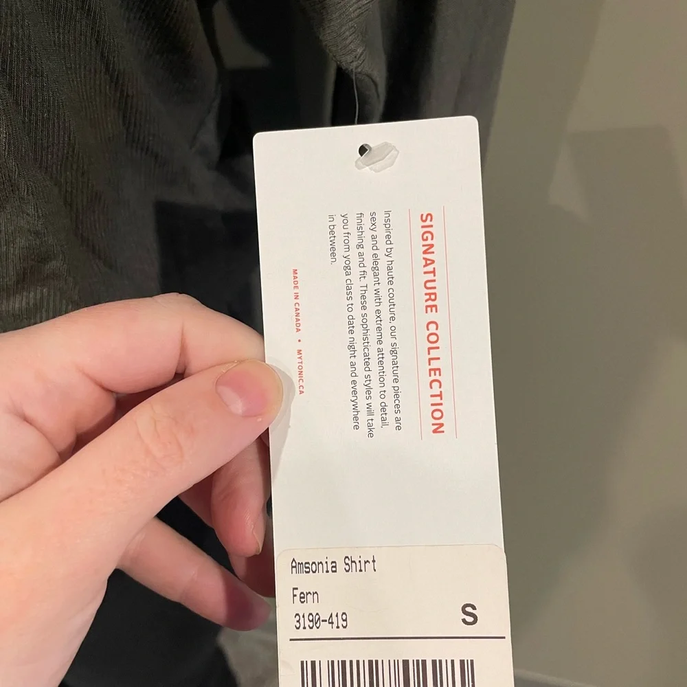 Tonic Active / Amsonia bamboo green long sleeve with cowl hood size small - Picture 8 of 8